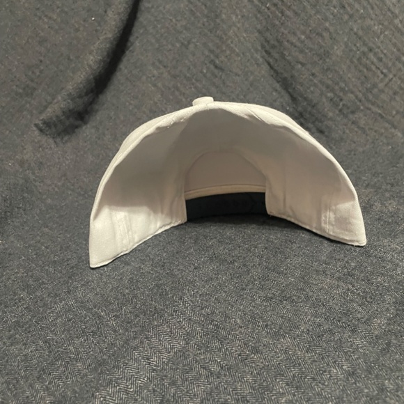 Boston Navy on White Snap Back - Picture 2 of 3